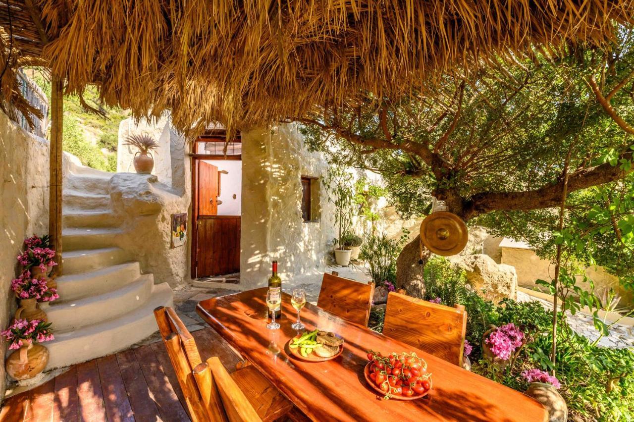 Natura Cottages Makrýgialos Екстериор снимка