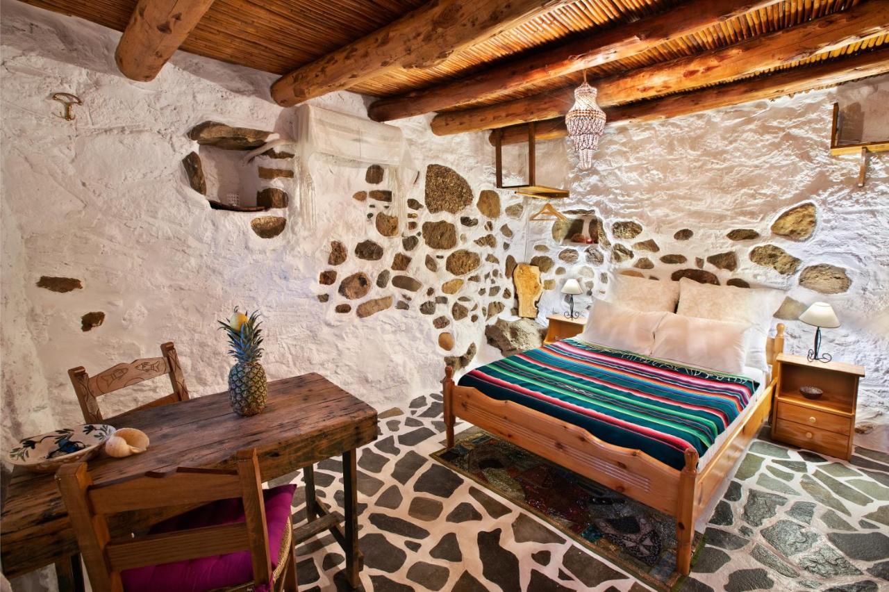 Natura Cottages Makrýgialos Екстериор снимка