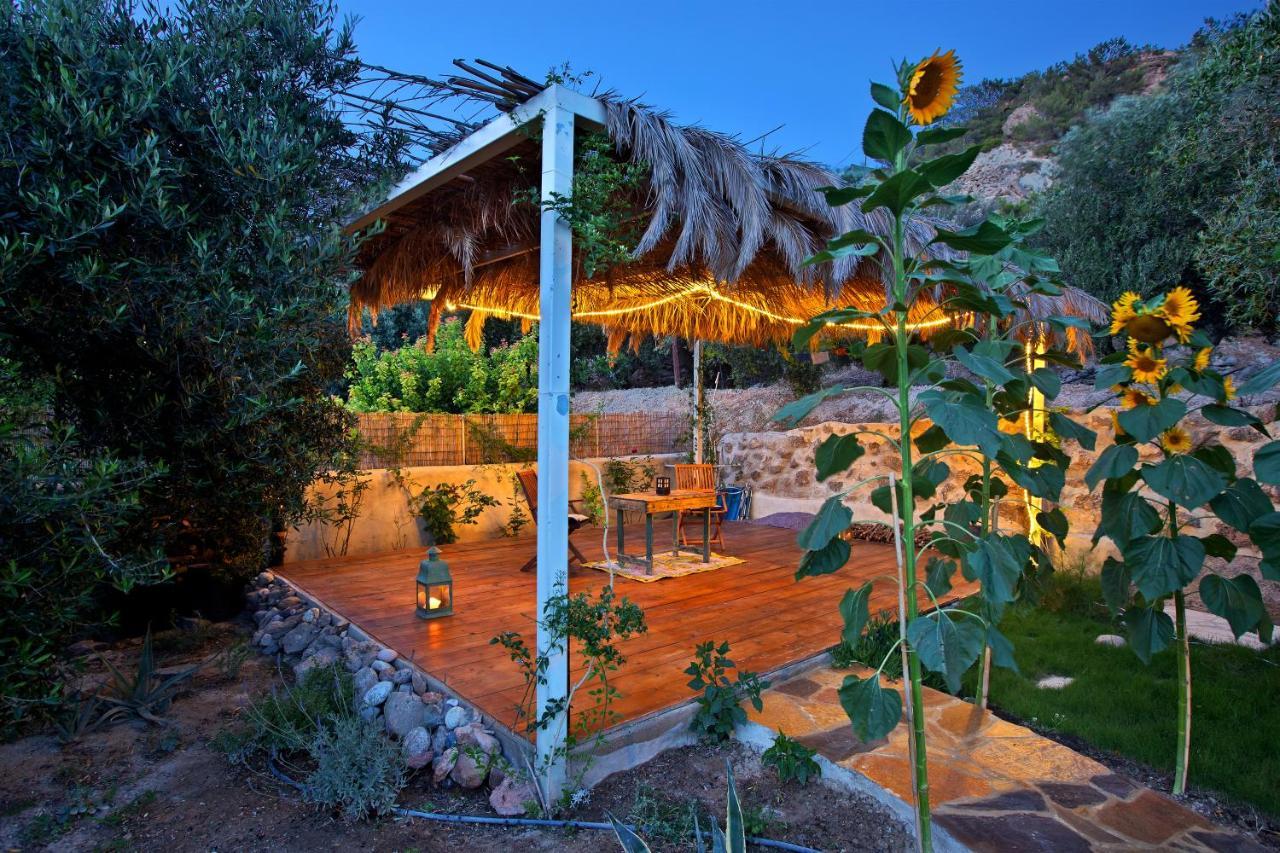 Natura Cottages Makrýgialos Екстериор снимка