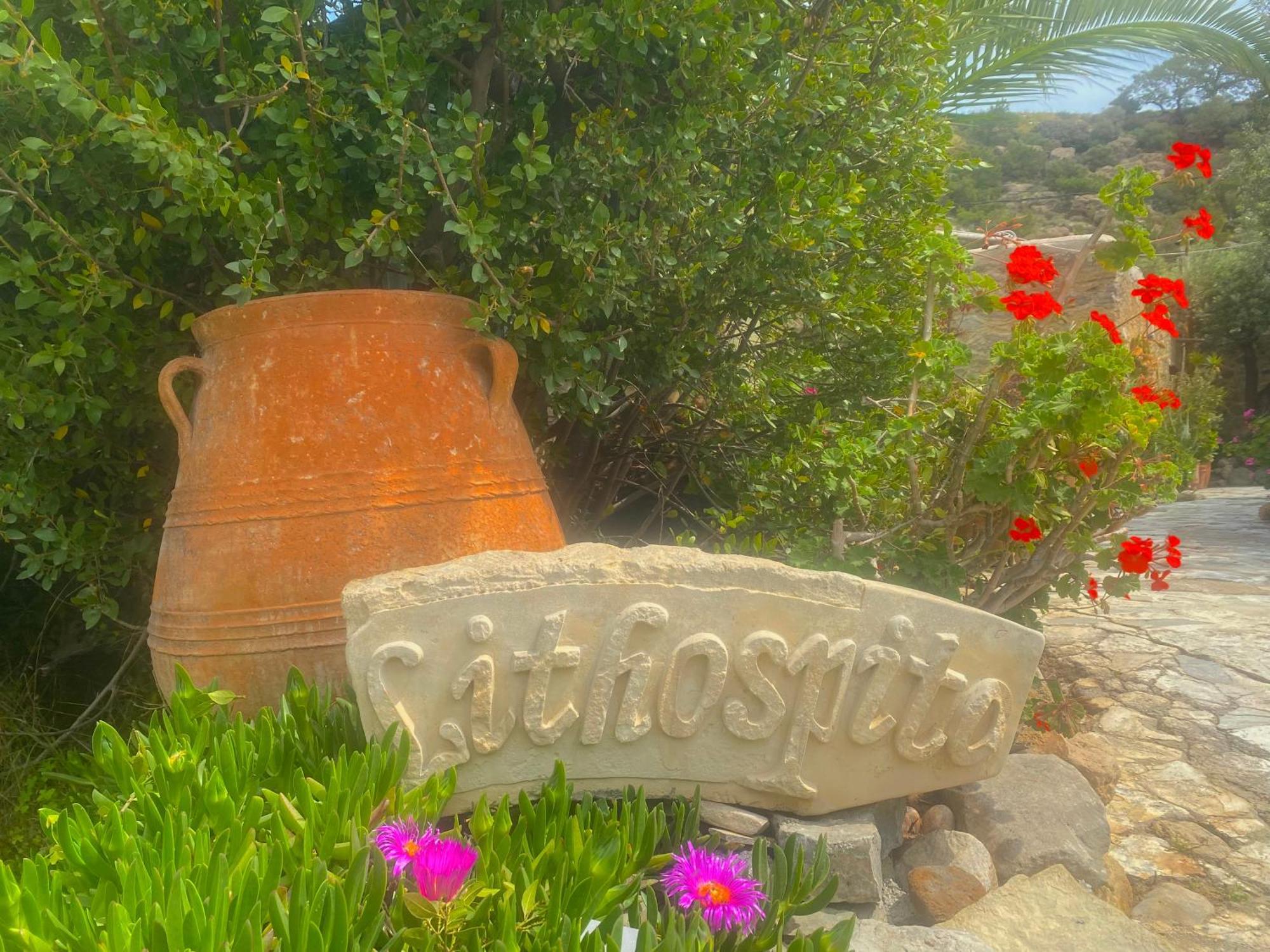Natura Cottages Makrýgialos Екстериор снимка